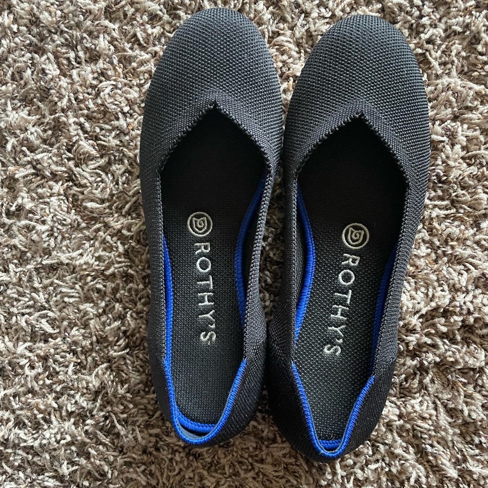 Rothy ‘the flat’ black